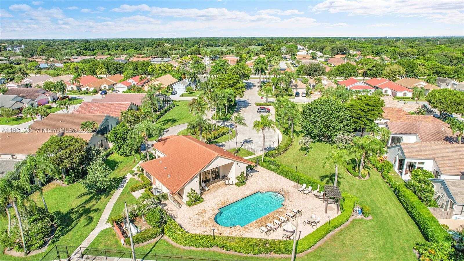 Small Image of 10261 SOUTH LEXINGTON LAKES BLVD S, Boynton Beach Number 49