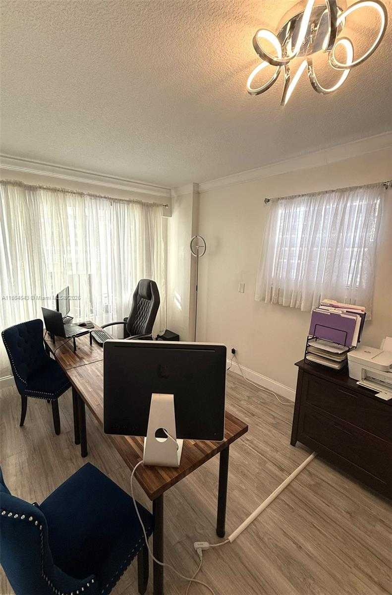 Small Image of 671 SOUTH WEST 14TH ST, Deerfield Beach Number 4