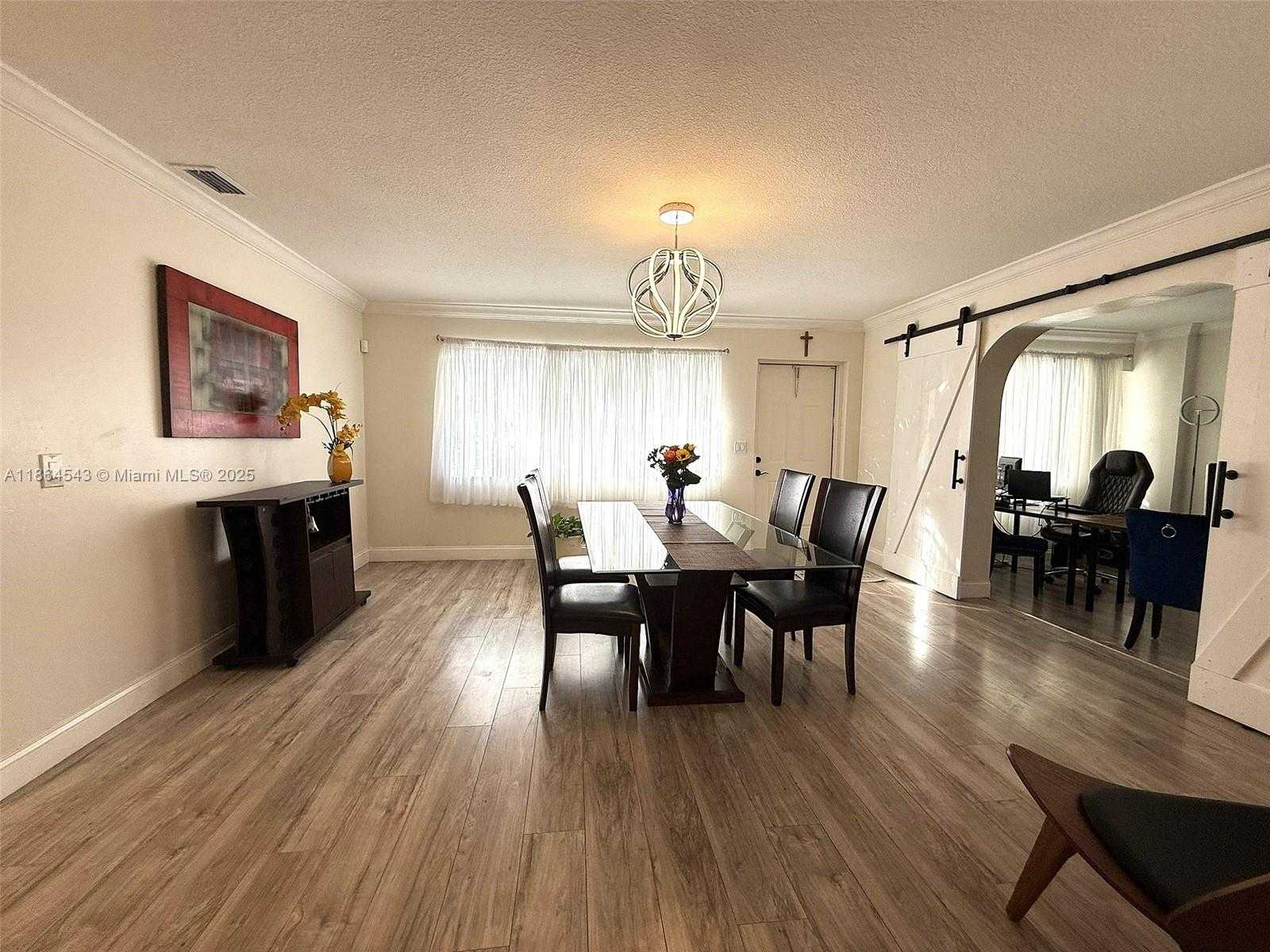 Small Image of 671 SOUTH WEST 14TH ST, Deerfield Beach Number 5