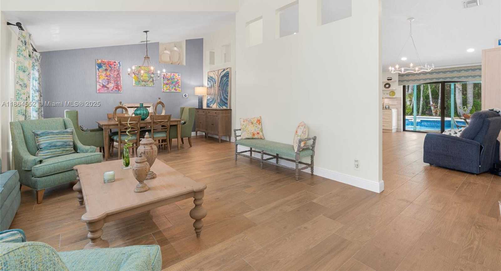 Small Image of 9945 WEST TREE TOPS COURT, Davie Number 28