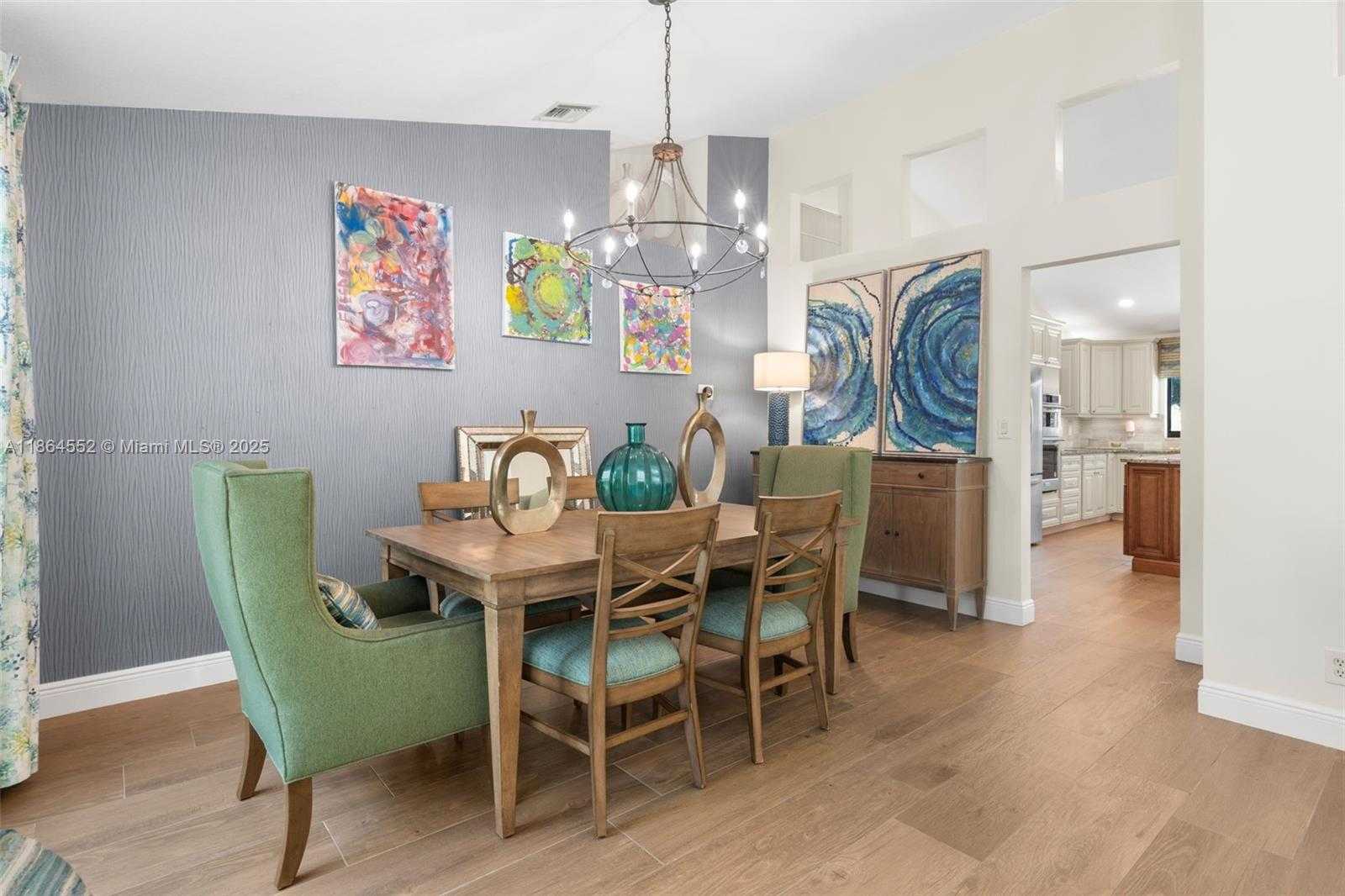 Small Image of 9945 WEST TREE TOPS COURT, Davie Number 9