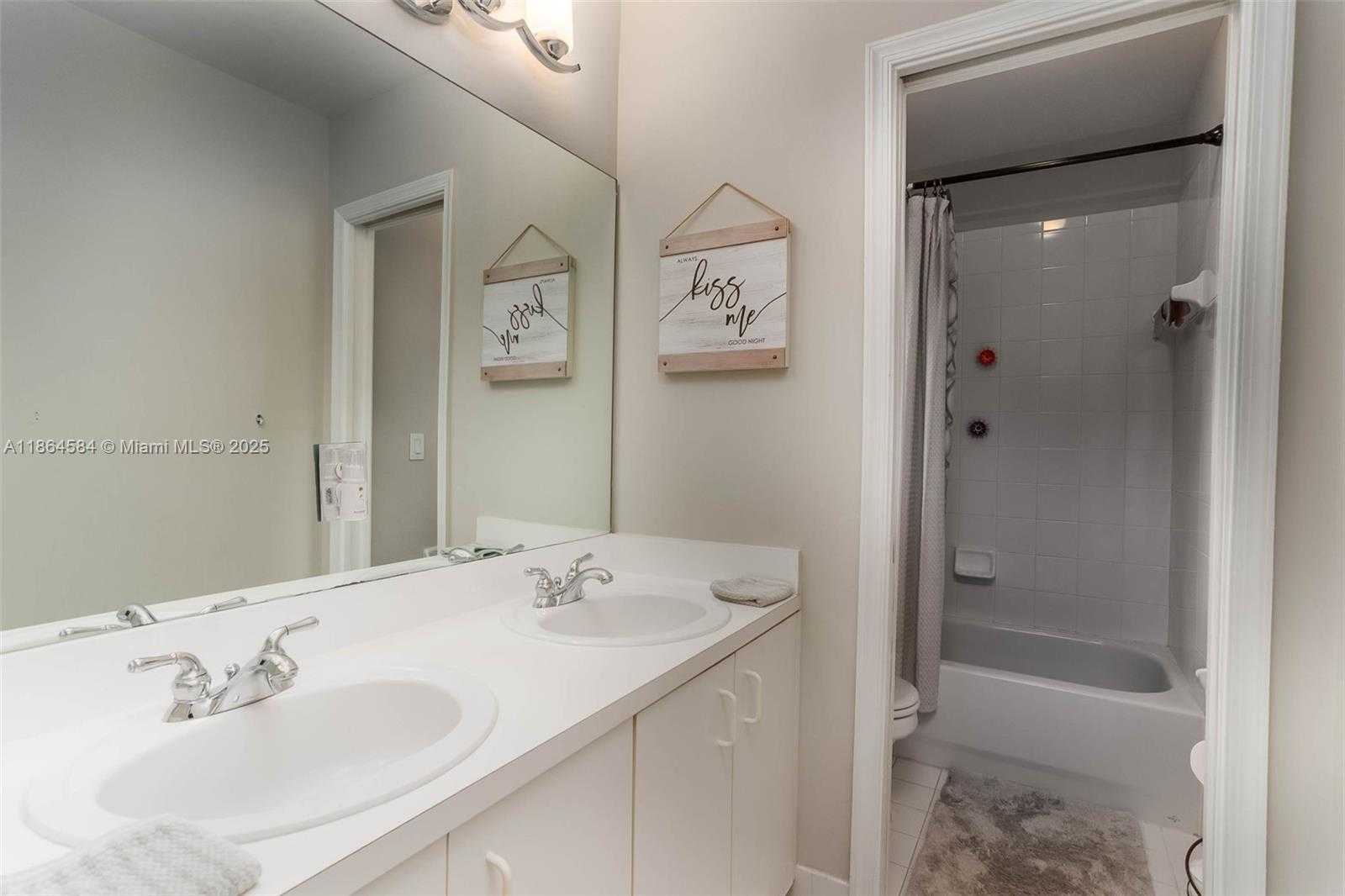 Small Image of 4907 PELICAN MNR, Coconut Creek Number 13