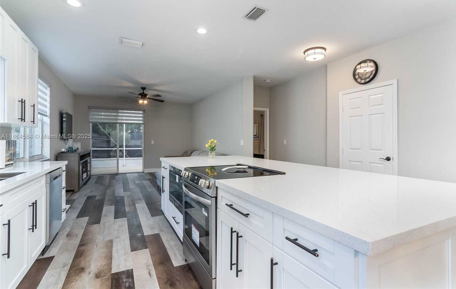 Small Image of 4907 PELICAN MNR, Coconut Creek Number 3