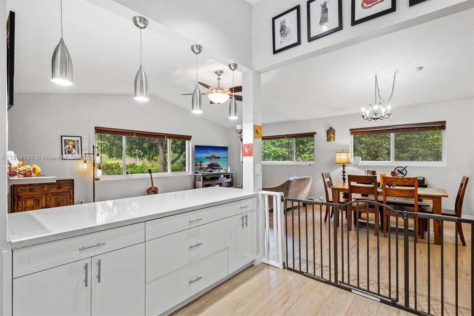 Small Image of 17625 SOUTH WEST 91ST AVE, Palmetto Bay Number 14