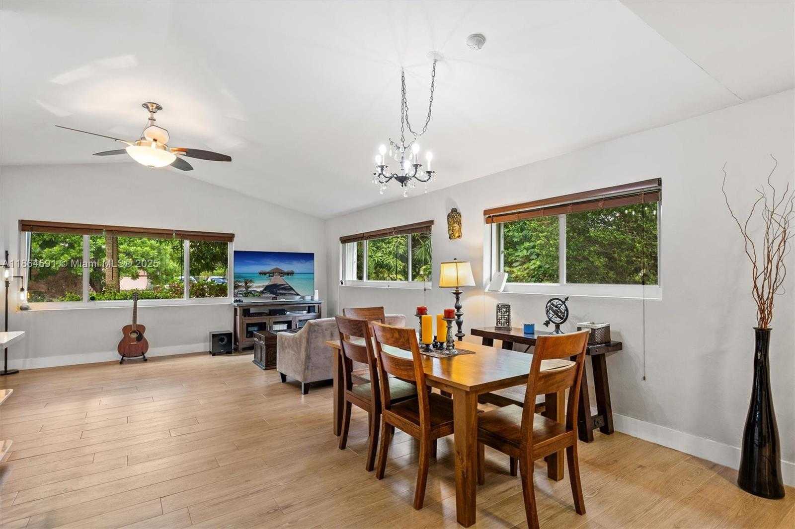 Small Image of 17625 SOUTH WEST 91ST AVE, Palmetto Bay Number 21