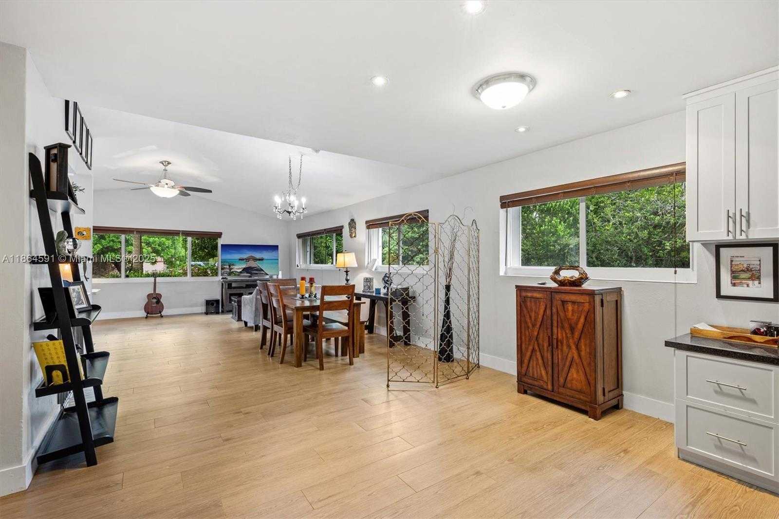 Small Image of 17625 SOUTH WEST 91ST AVE, Palmetto Bay Number 22