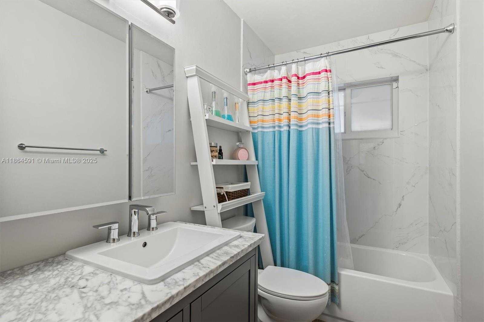 Small Image of 17625 SOUTH WEST 91ST AVE, Palmetto Bay Number 25