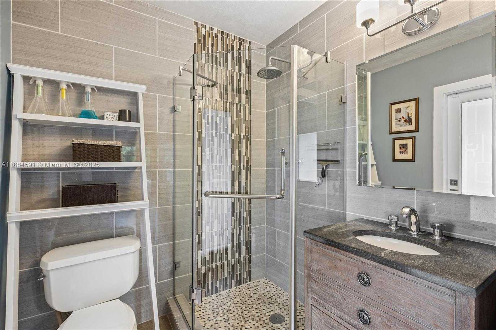 Small Image of 17625 SOUTH WEST 91ST AVE, Palmetto Bay Number 29