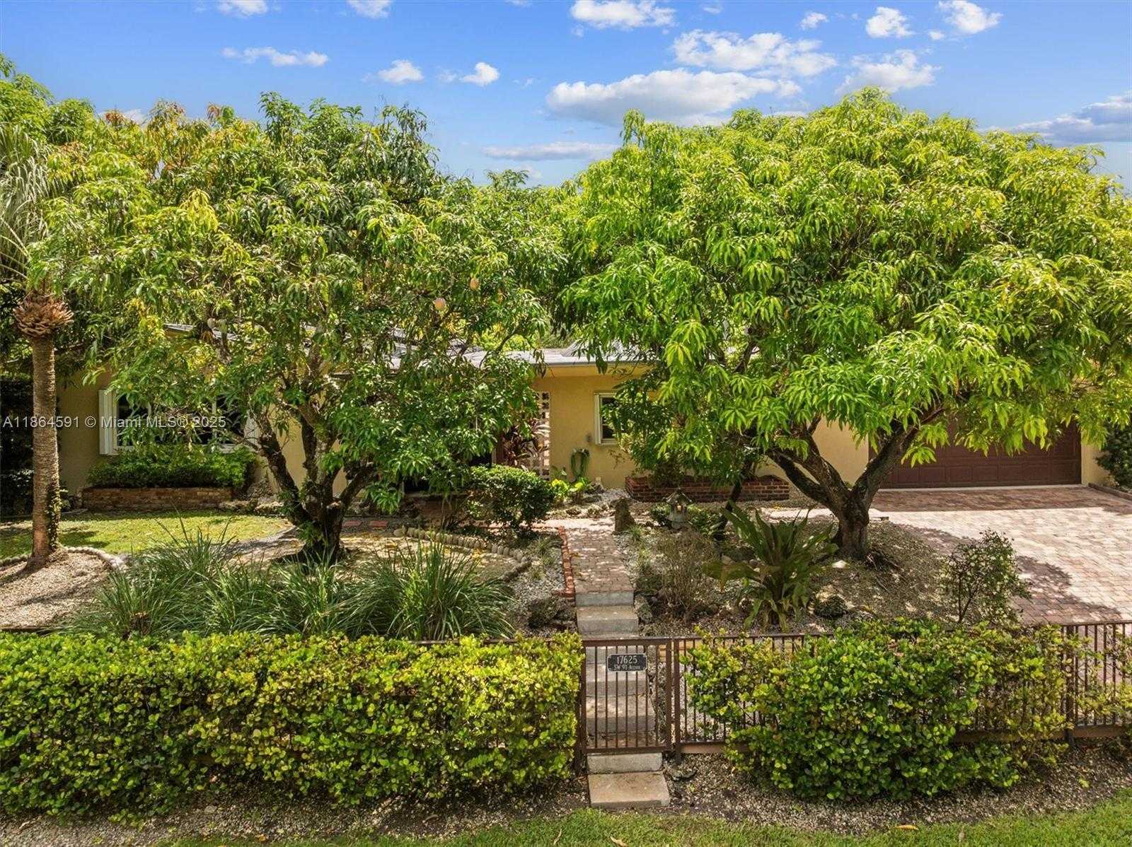 Small Image of 17625 SOUTH WEST 91ST AVE, Palmetto Bay Number 57