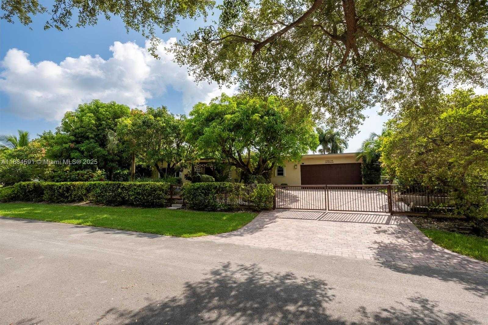 Small Image of 17625 SOUTH WEST 91ST AVE, Palmetto Bay Number 66