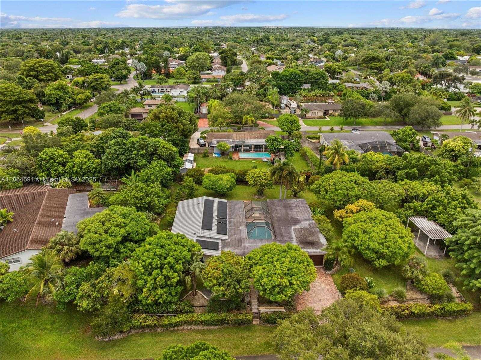 Small Image of 17625 SOUTH WEST 91ST AVE, Palmetto Bay Number 74