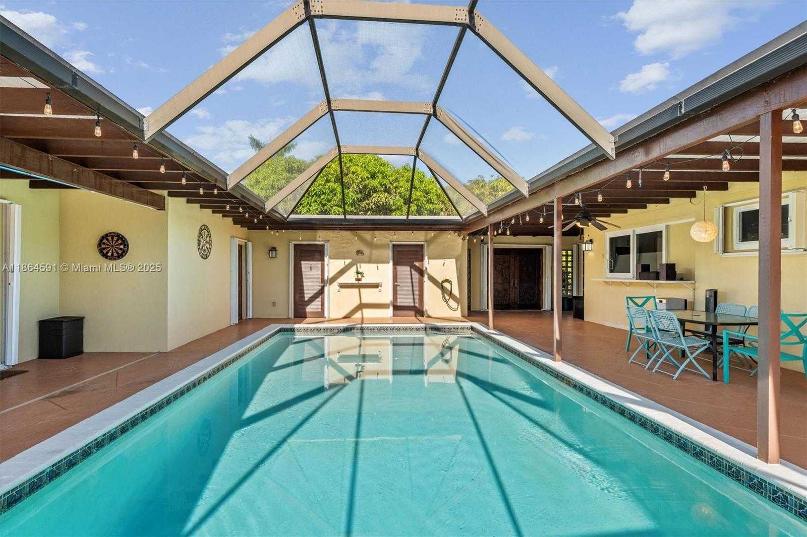 Small Image of 17625 SOUTH WEST 91ST AVE, Palmetto Bay Number 8