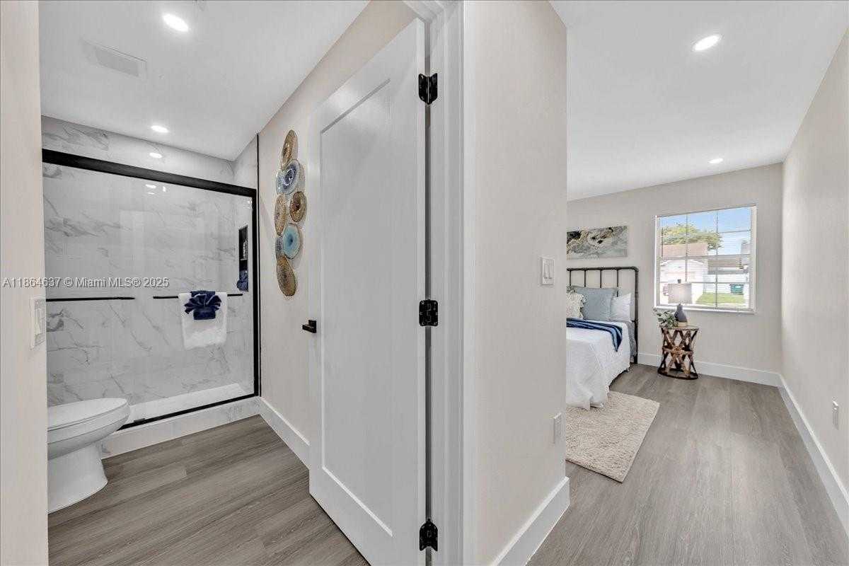 Small Image of 20327 NORTH WEST 33RD AVE, Miami Gardens Number 27