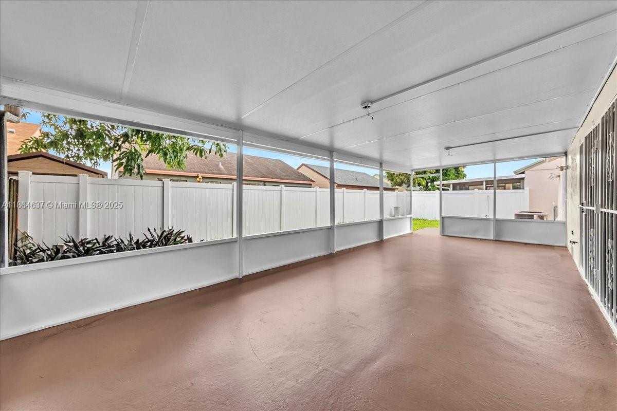 Small Image of 20327 NORTH WEST 33RD AVE, Miami Gardens Number 40