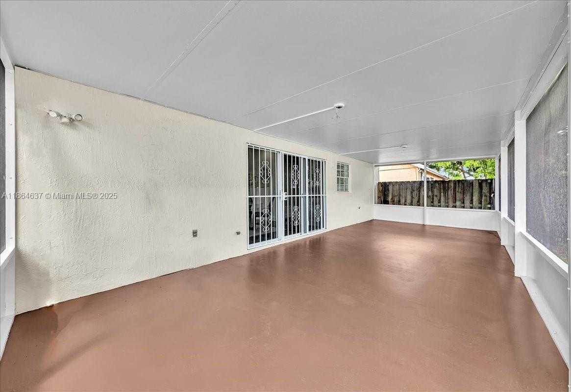 Small Image of 20327 NORTH WEST 33RD AVE, Miami Gardens Number 42