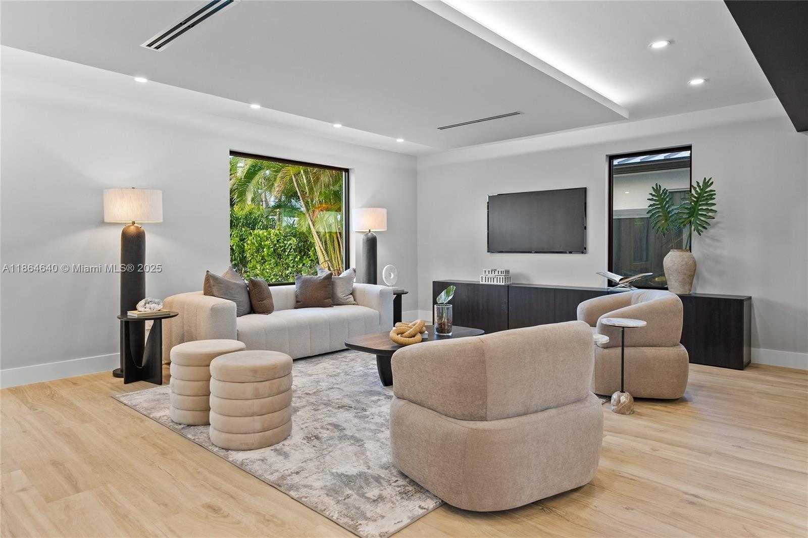 Small Image of 3224 NORTH EAST 42ND CT, Fort Lauderdale Number 16