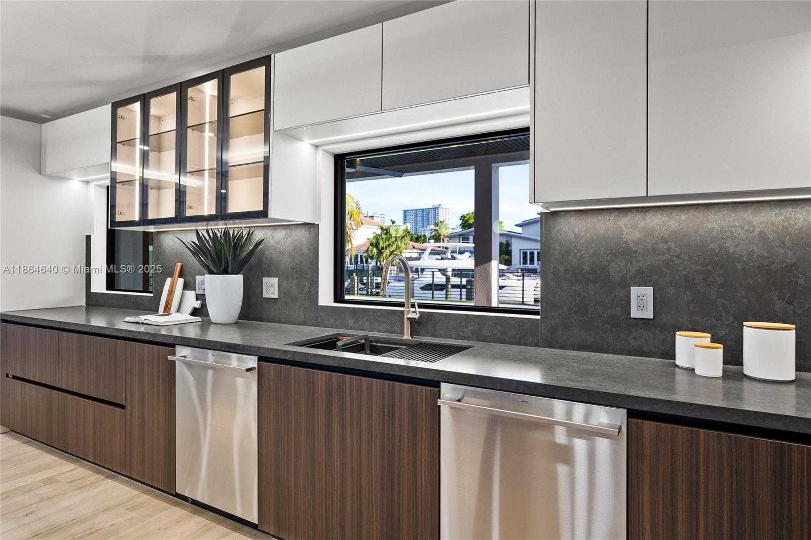 Small Image of 3224 NORTH EAST 42ND CT, Fort Lauderdale Number 25