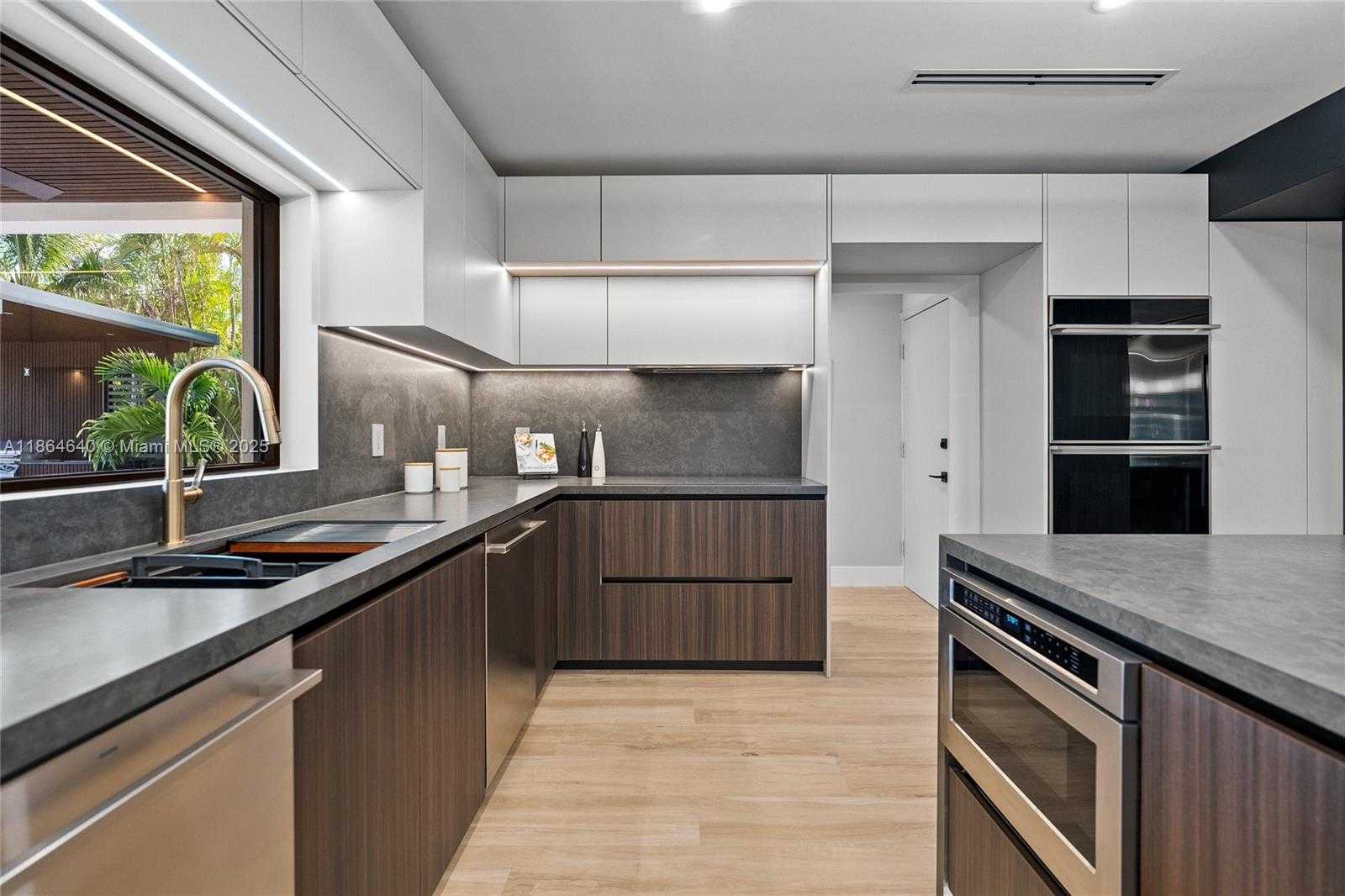 Small Image of 3224 NORTH EAST 42ND CT, Fort Lauderdale Number 26