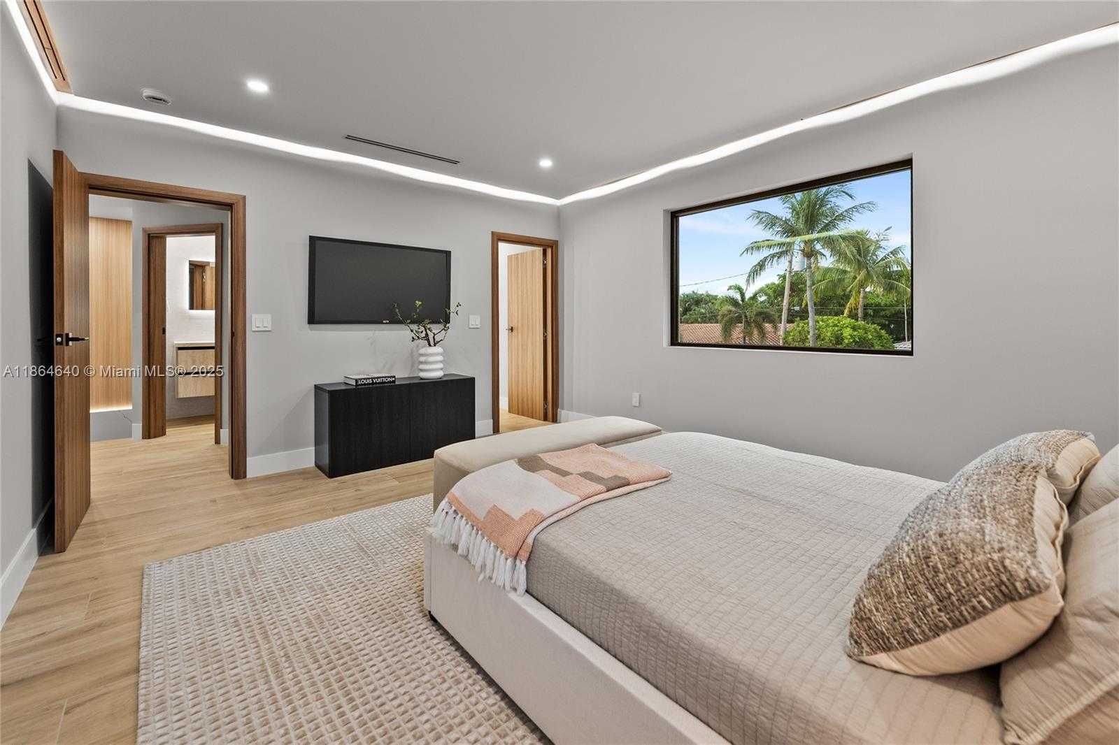 Small Image of 3224 NORTH EAST 42ND CT, Fort Lauderdale Number 45