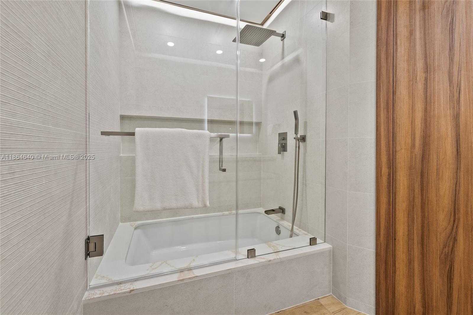 Small Image of 3224 NORTH EAST 42ND CT, Fort Lauderdale Number 49