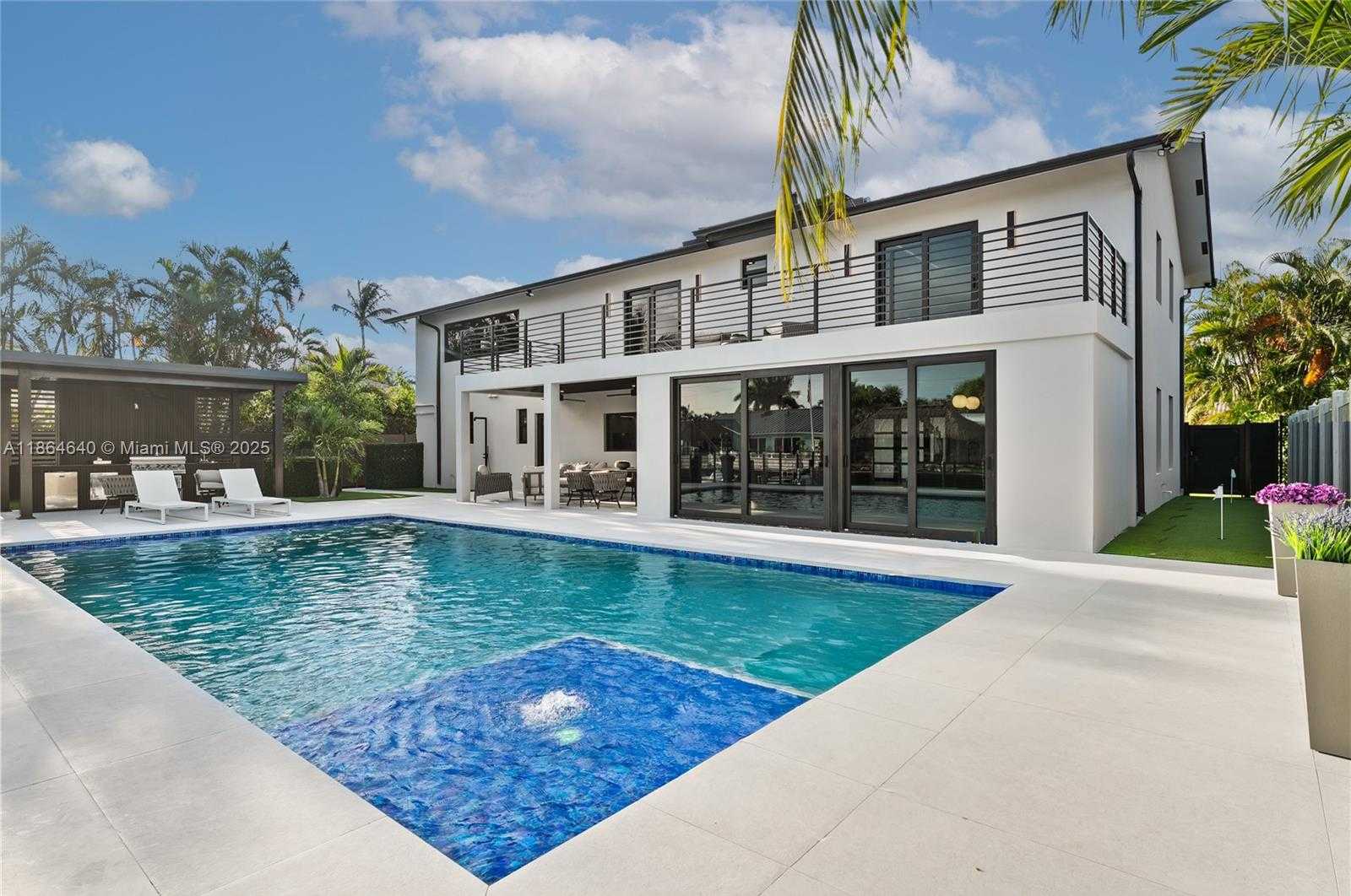 Small Image of 3224 NORTH EAST 42ND CT, Fort Lauderdale Number 7