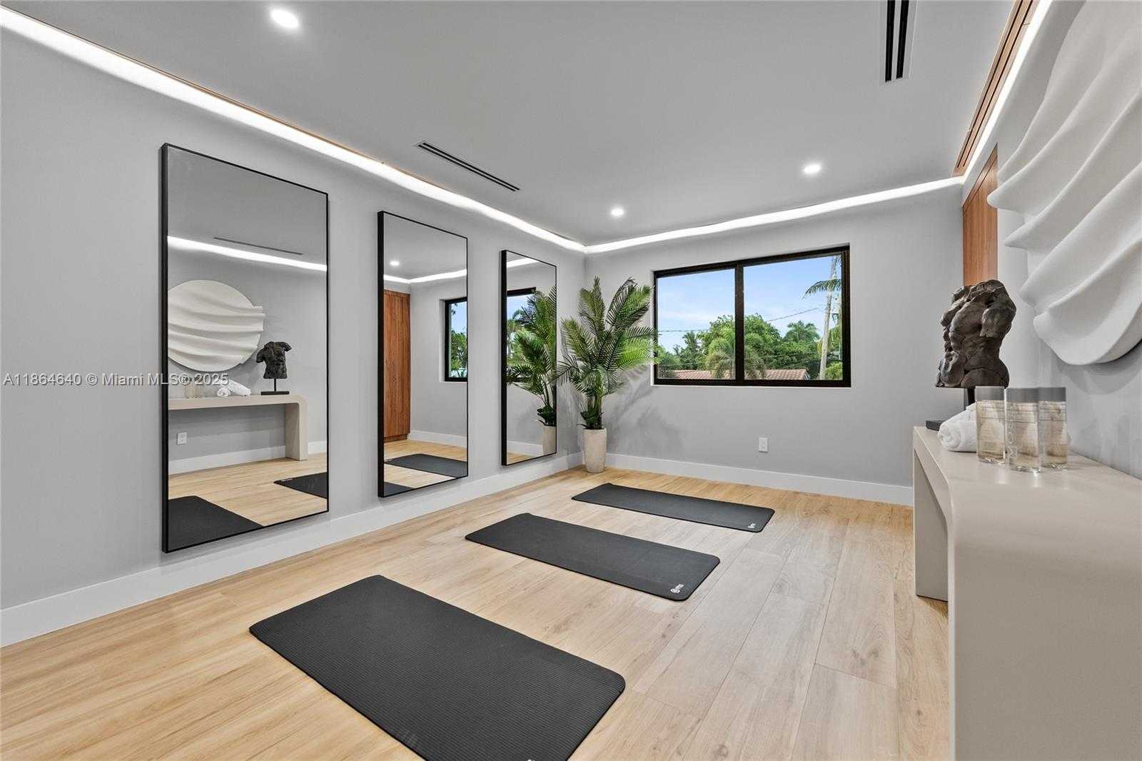 Small Image of 3224 NORTH EAST 42ND CT, Fort Lauderdale Number 97