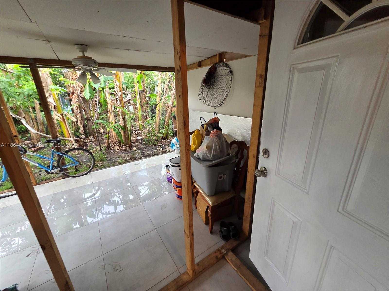 Small Image of 3433 SOUTH WEST 12TH PL, Fort Lauderdale Number 11