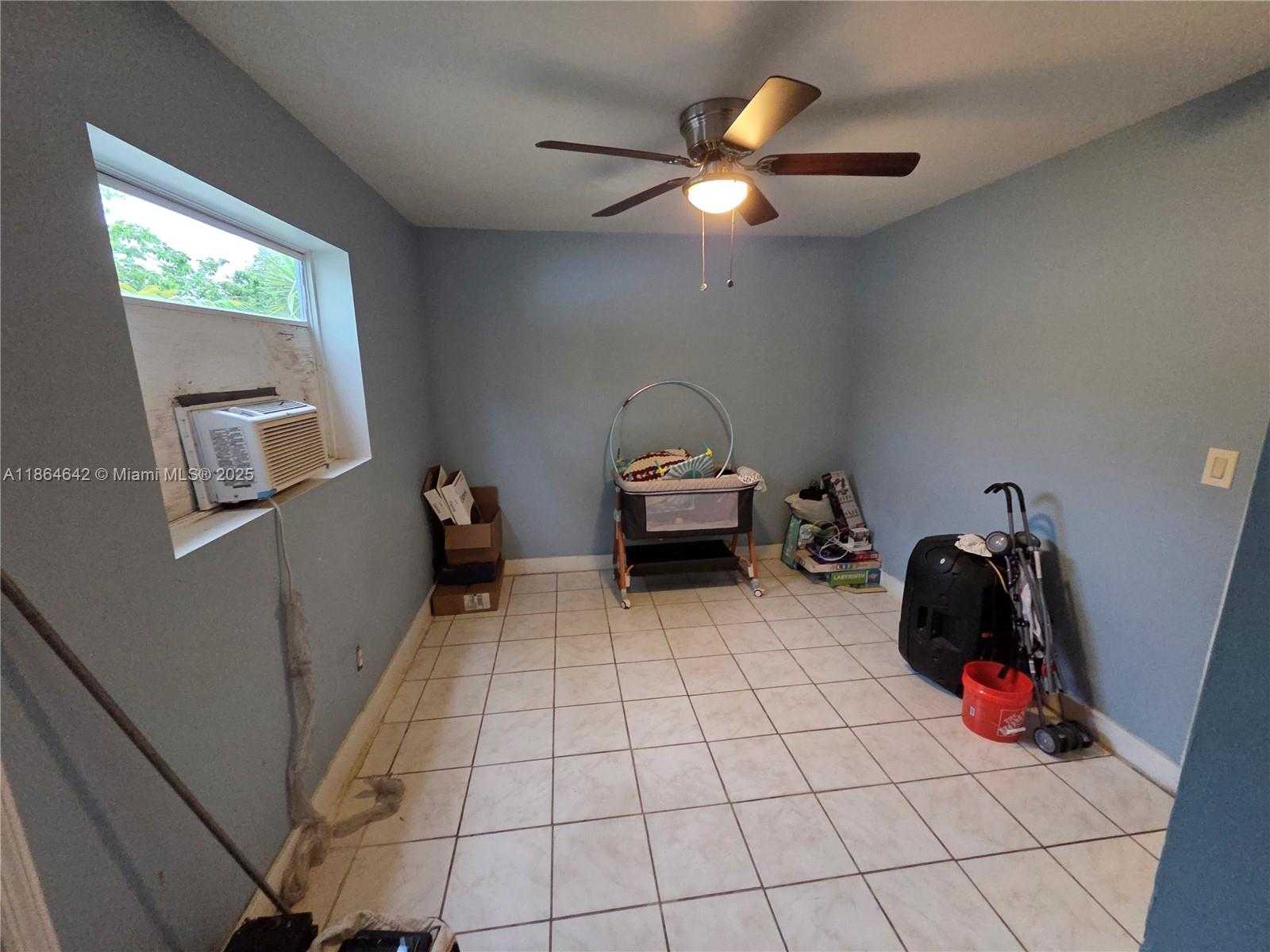 Small Image of 3433 SOUTH WEST 12TH PL, Fort Lauderdale Number 26
