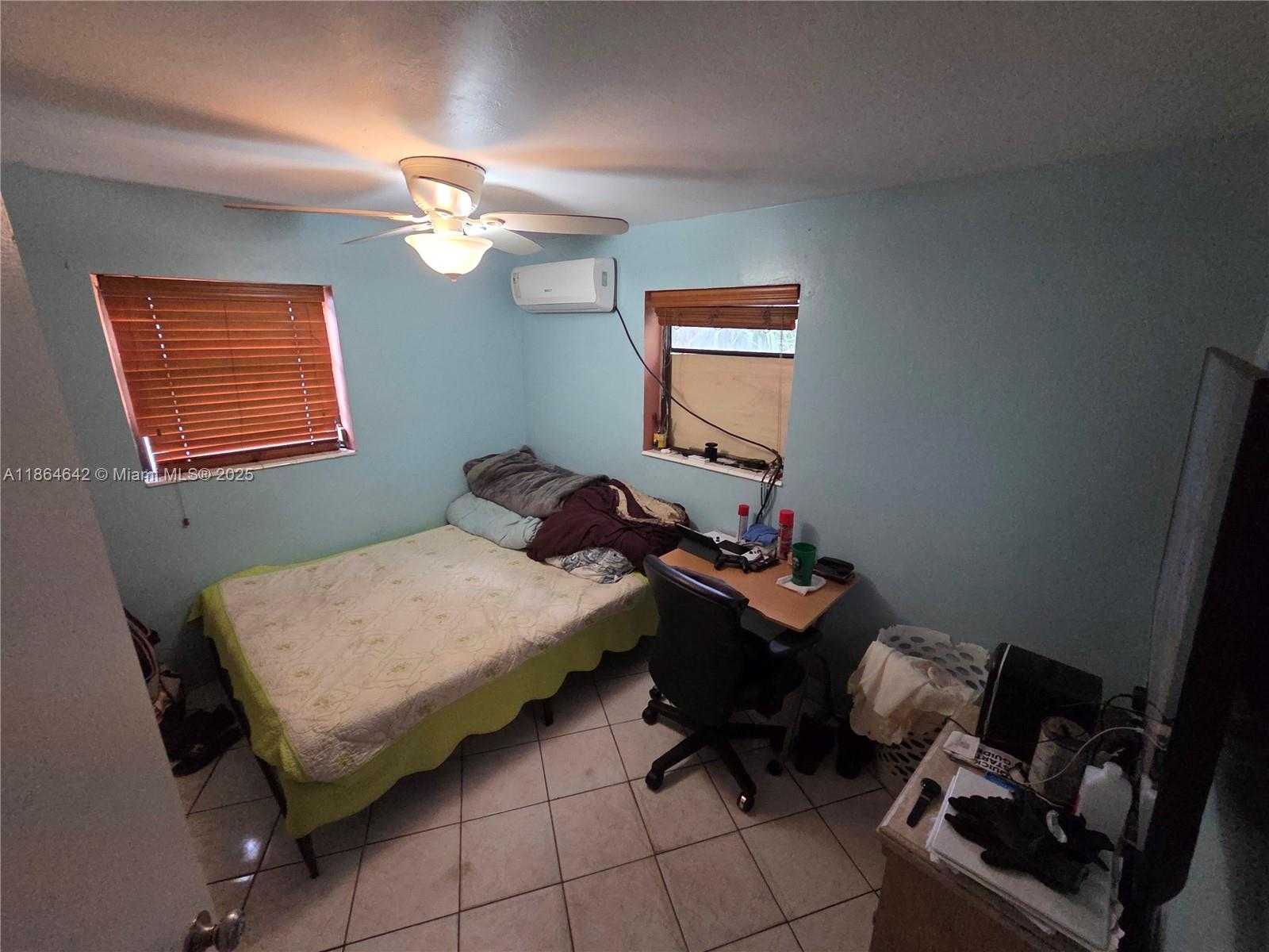 Small Image of 3433 SOUTH WEST 12TH PL, Fort Lauderdale Number 31