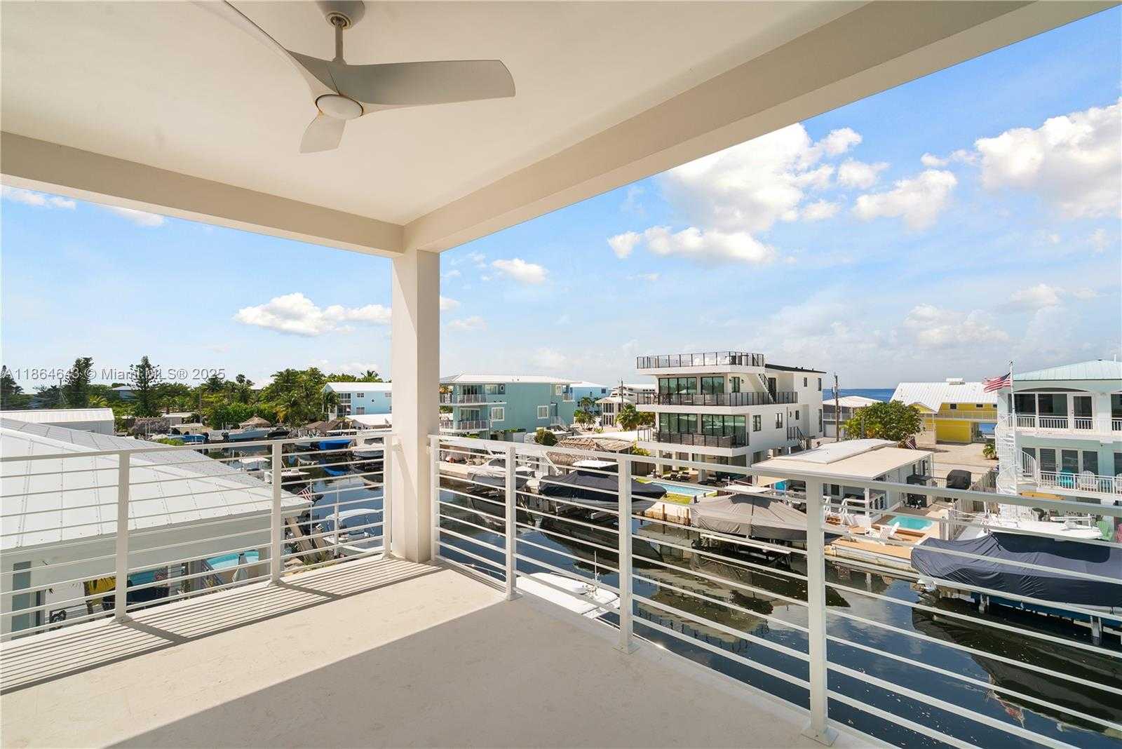 Small Image of 705 GARDEN STATE LN, Key Largo Number 27
