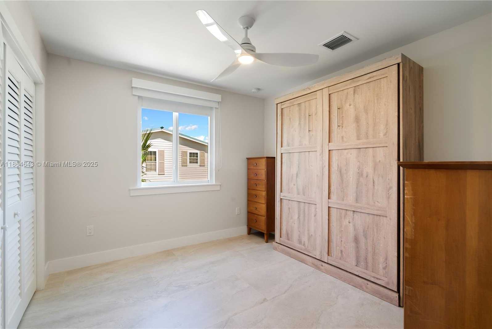 Small Image of 705 GARDEN STATE LN, Key Largo Number 37
