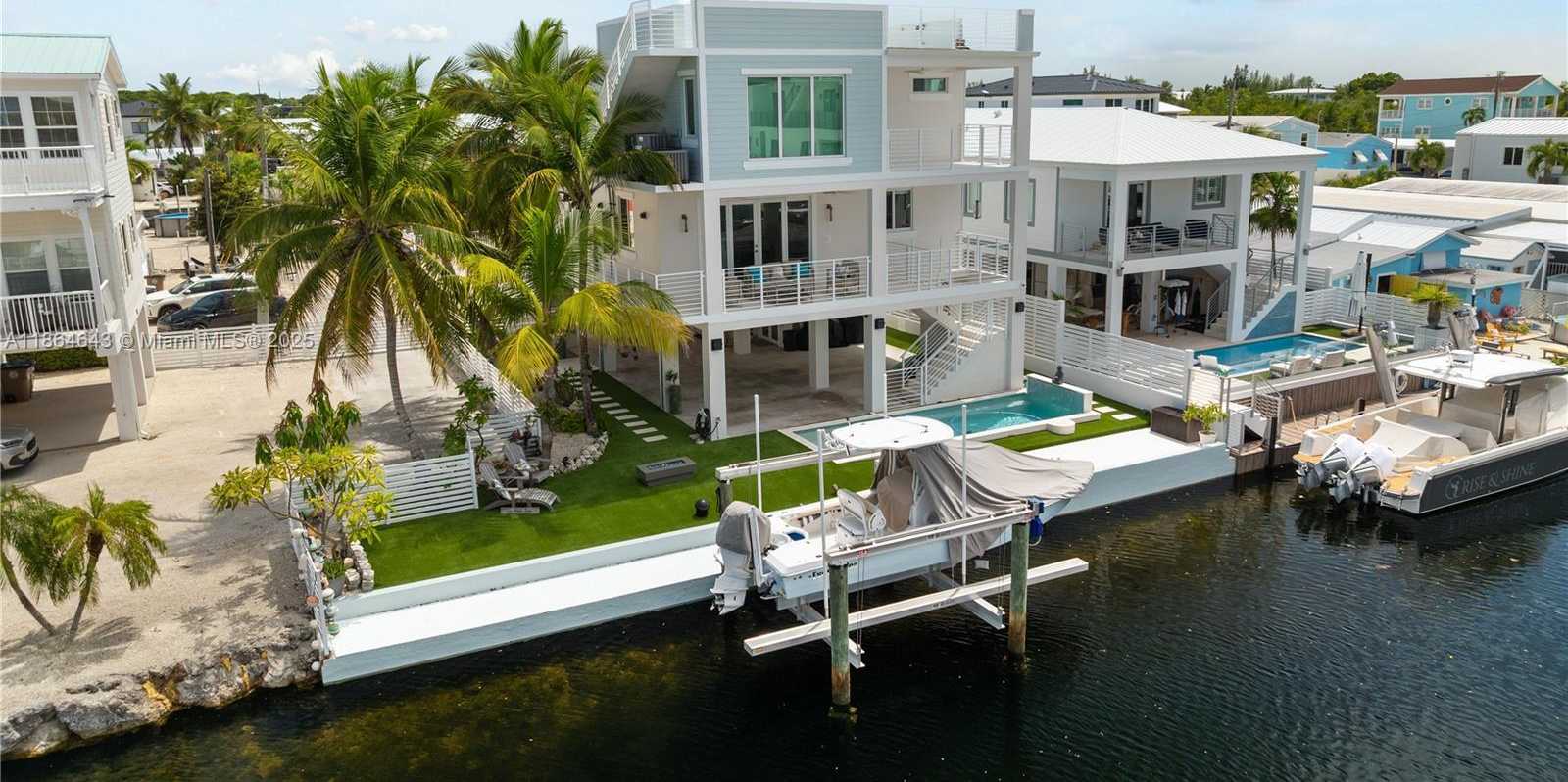 Small Image of 705 GARDEN STATE LN, Key Largo Number 6