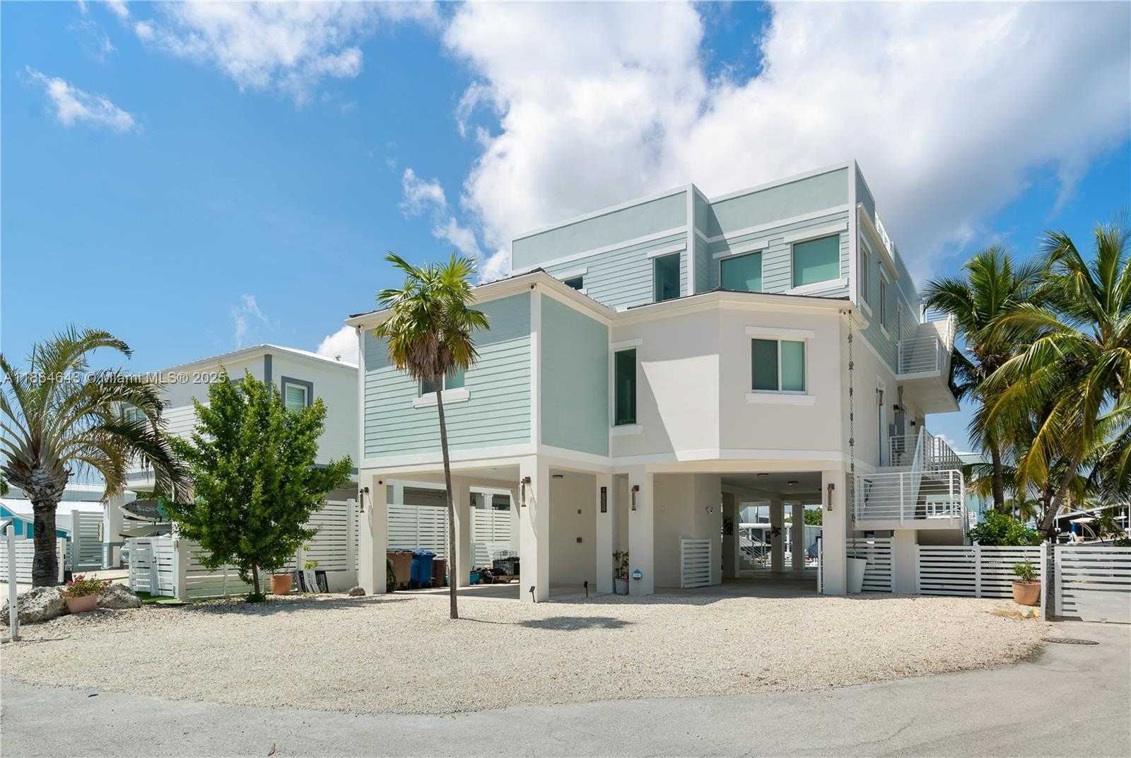Small Image of 705 GARDEN STATE LN, Key Largo Number 64