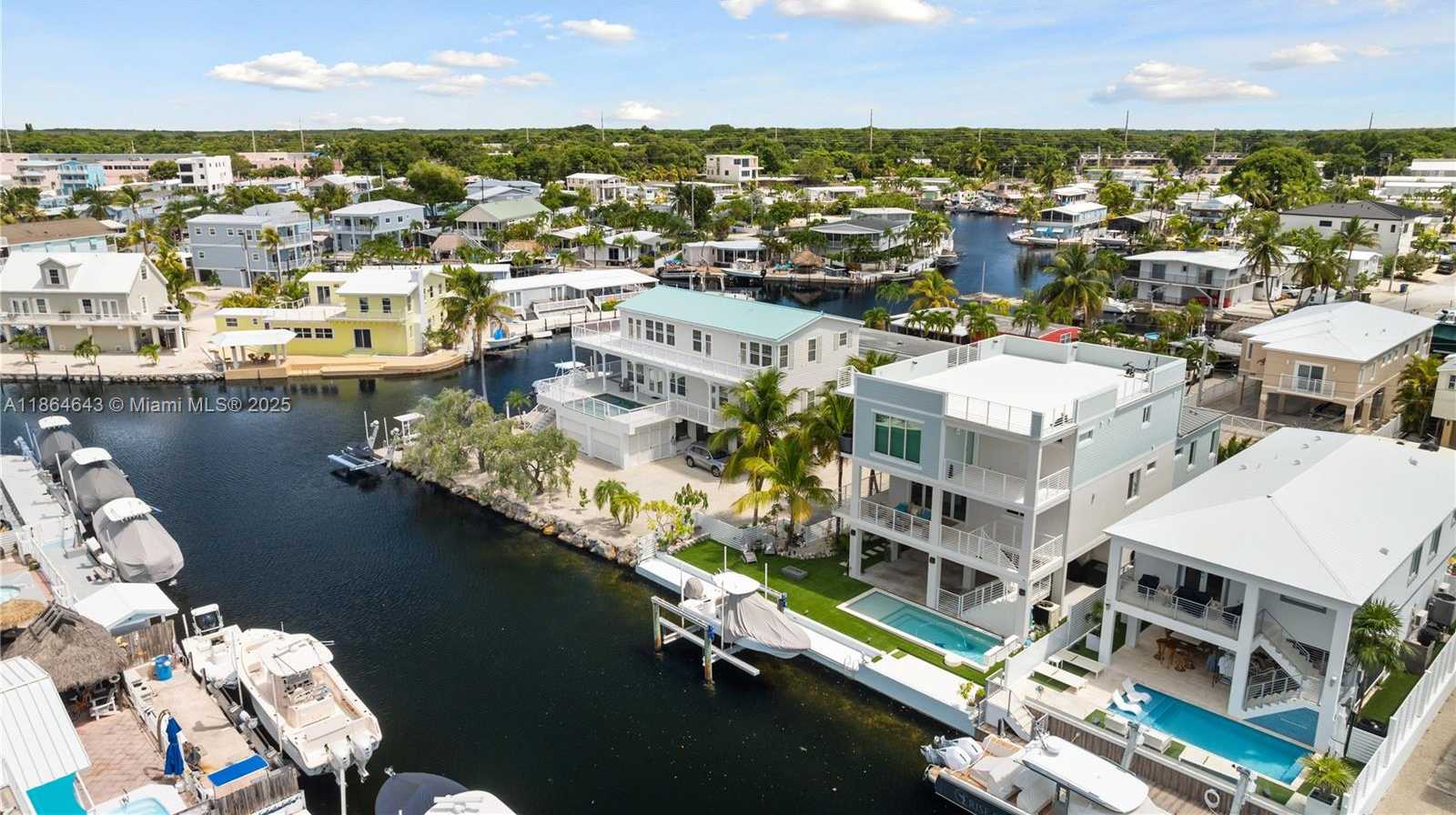 Small Image of 705 GARDEN STATE LN, Key Largo Number 9