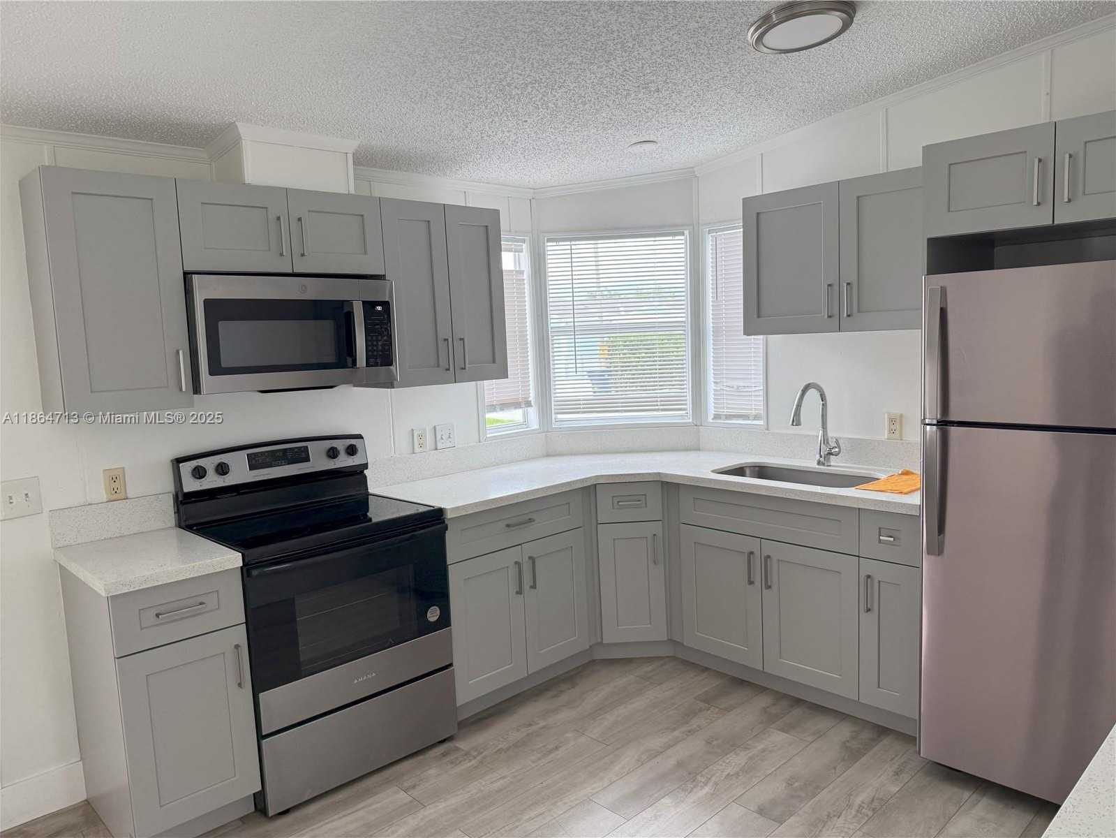 Small Image of 19800 SOUTH WEST 180TH AVE, Miami Number 16