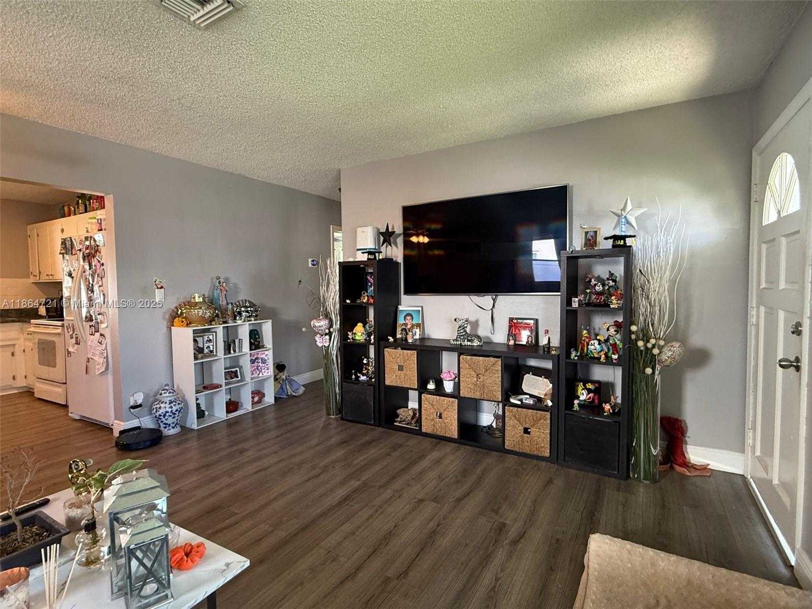 Small Image of 2701 NORTH WEST 52ND CT, Tamarac Number 8
