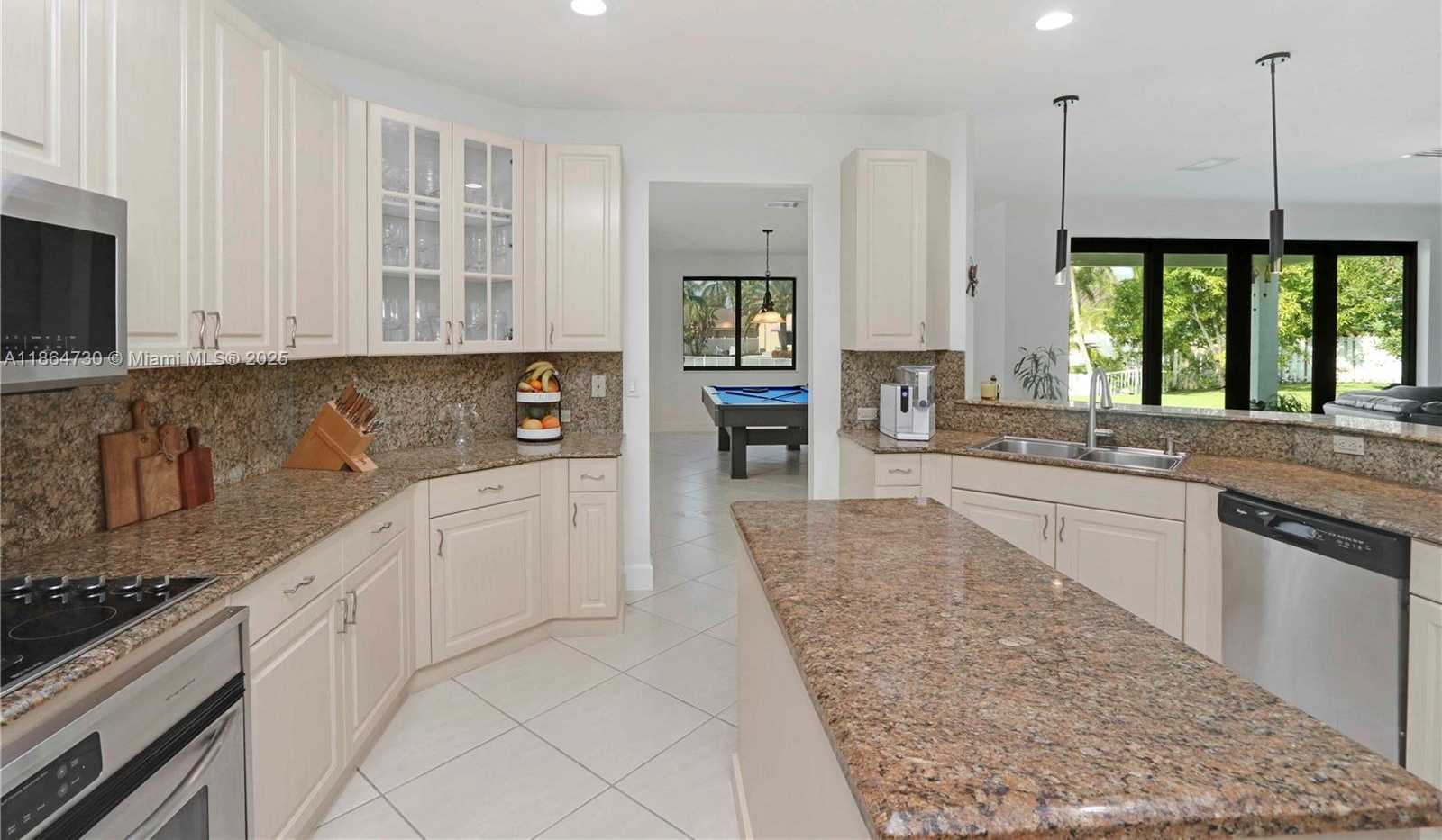 Small Image of 3940 SOUTH WEST 144TH TER, Miramar Number 14