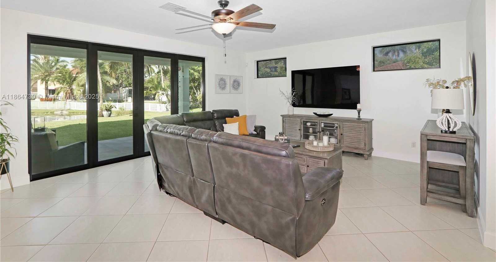 Small Image of 3940 SOUTH WEST 144TH TER, Miramar Number 24