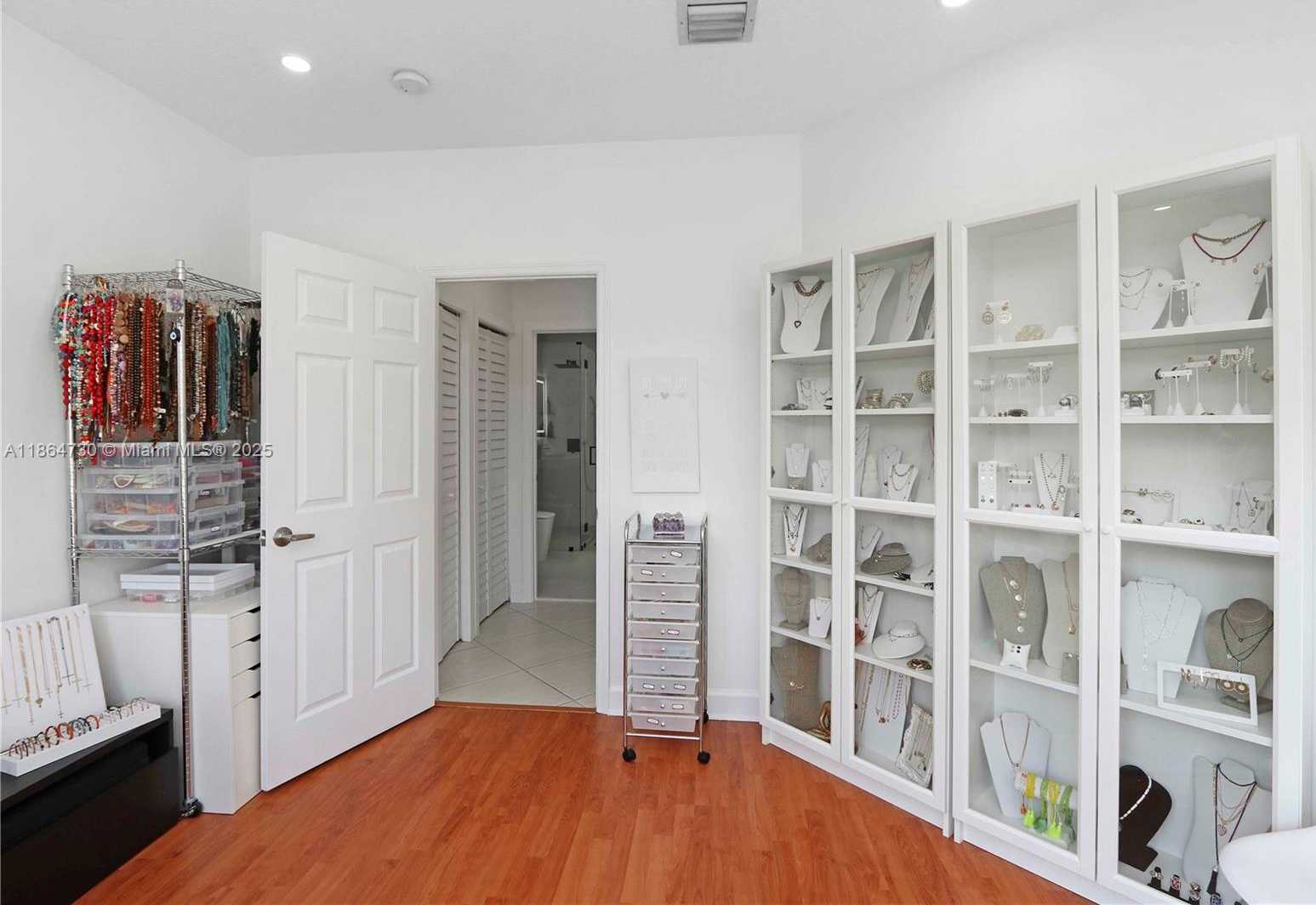 Small Image of 3940 SOUTH WEST 144TH TER, Miramar Number 28