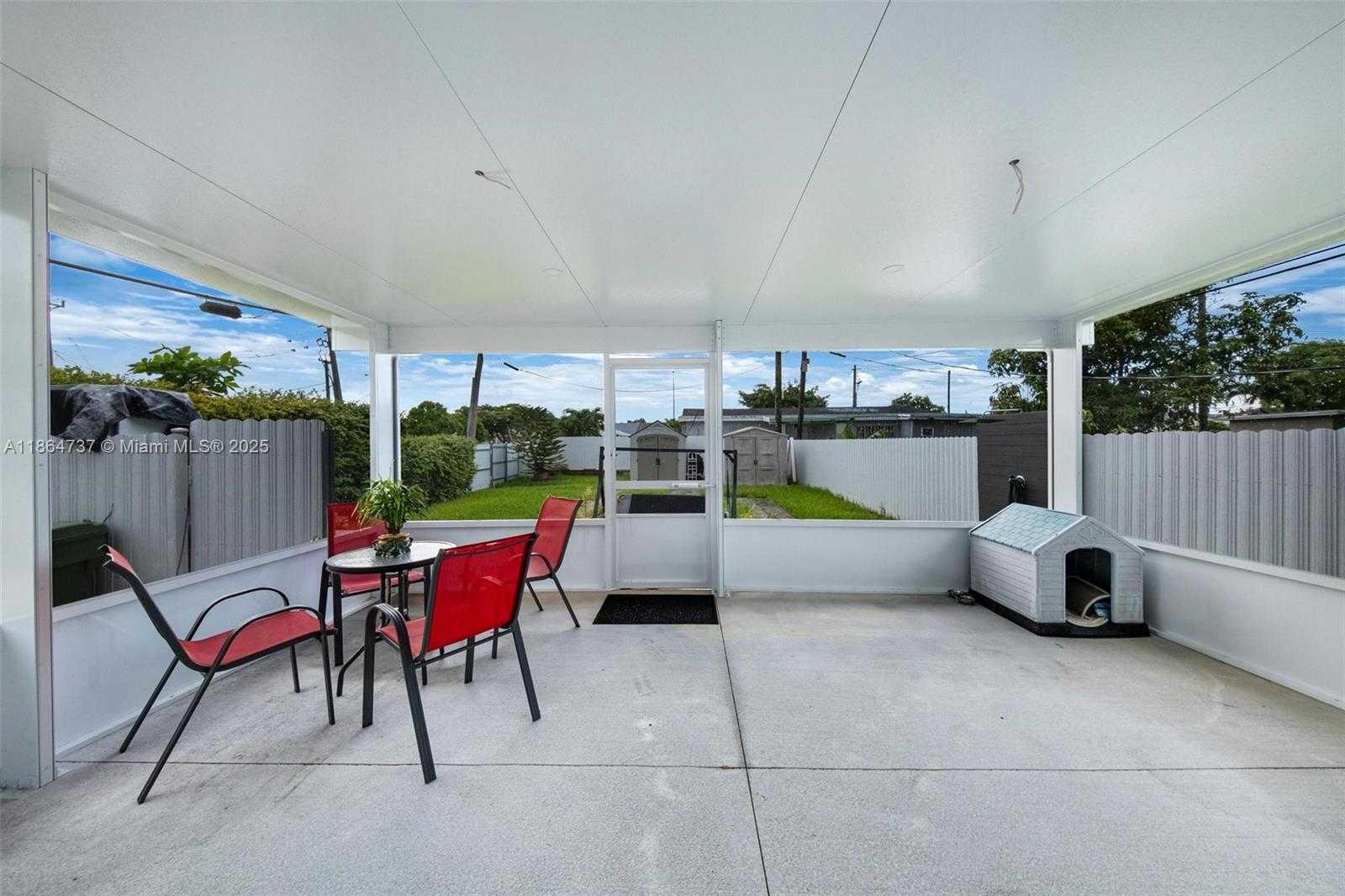 Small Image of 897 WEST 36TH ST, Hialeah Number 16