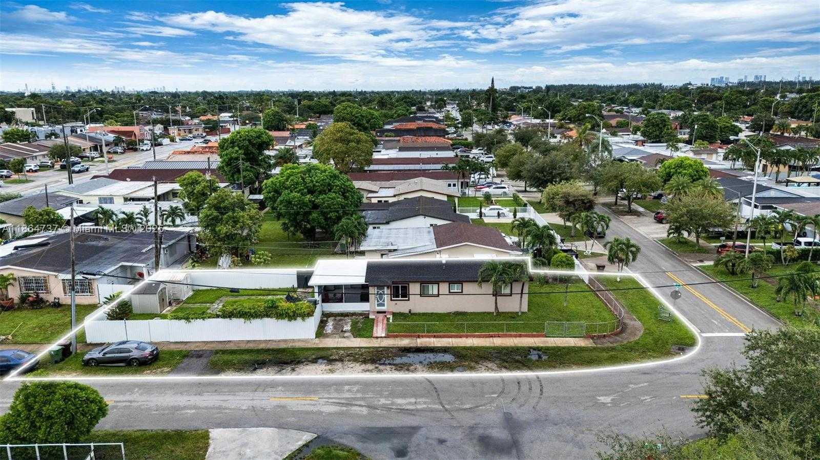 Small Image of 897 WEST 36TH ST, Hialeah Number 20