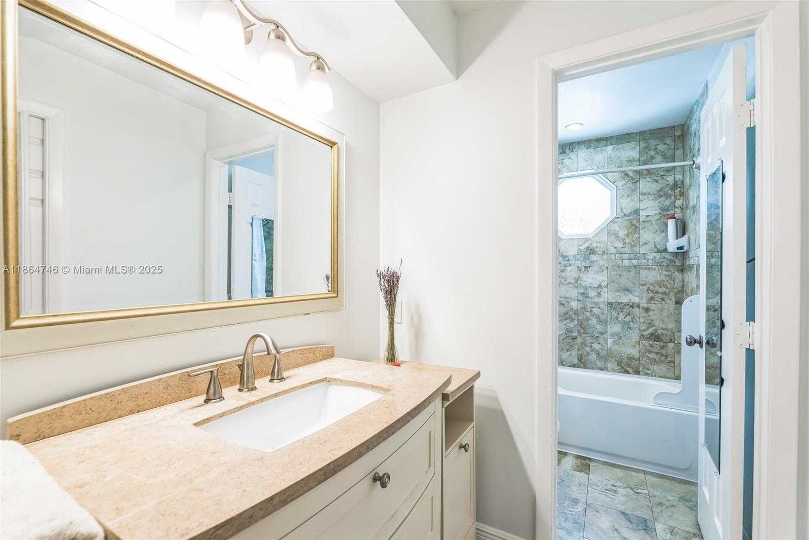 Small Image of 10202 CARACAS ST, Cooper City Number 11