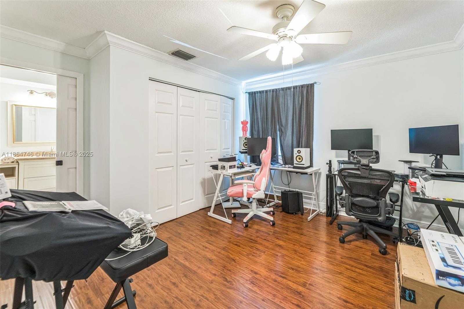 Small Image of 10202 CARACAS ST, Cooper City Number 12