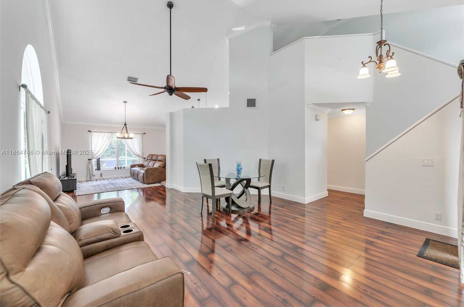 Small Image of 10202 CARACAS ST, Cooper City Number 2