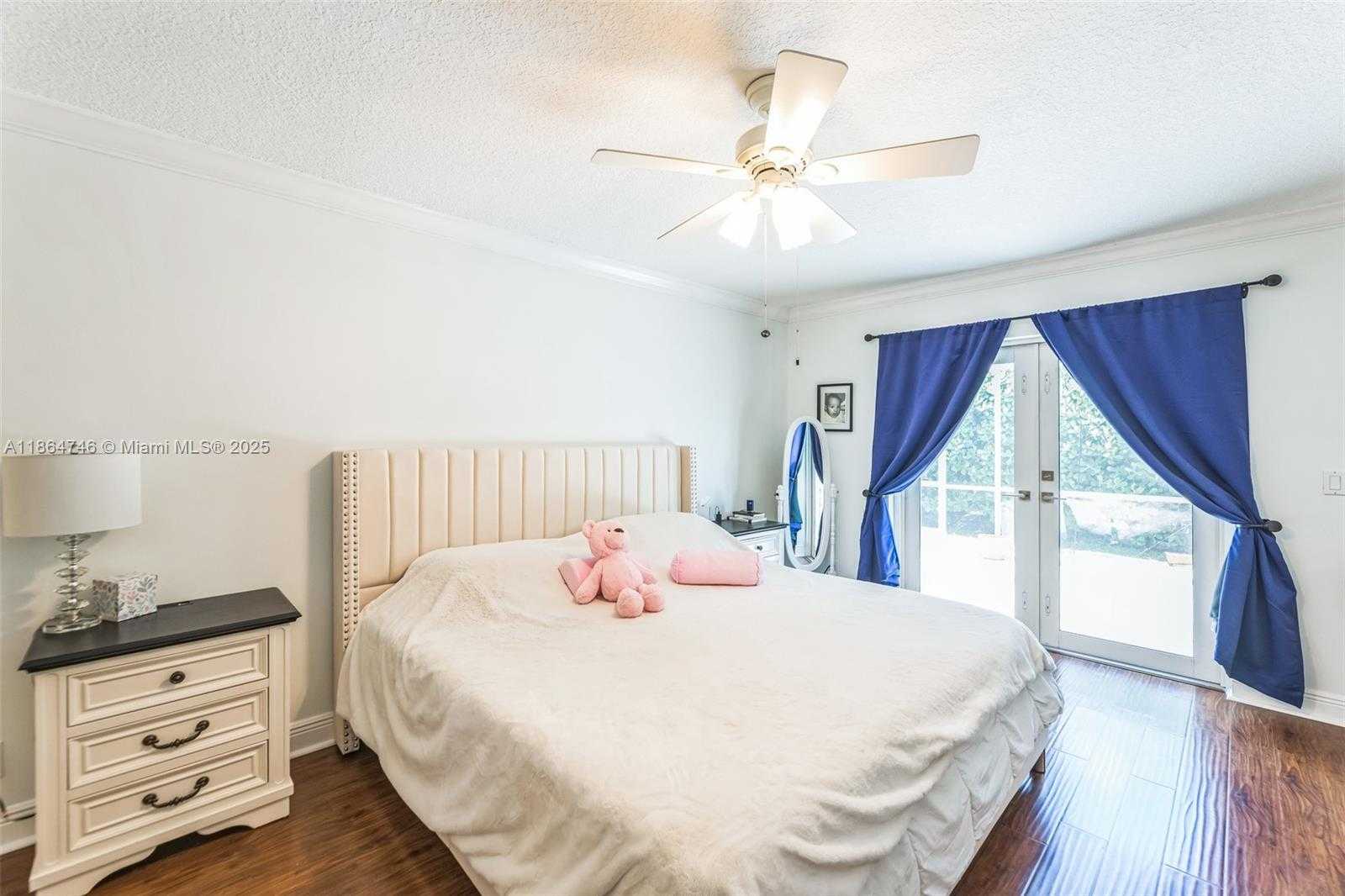 Small Image of 10202 CARACAS ST, Cooper City Number 8