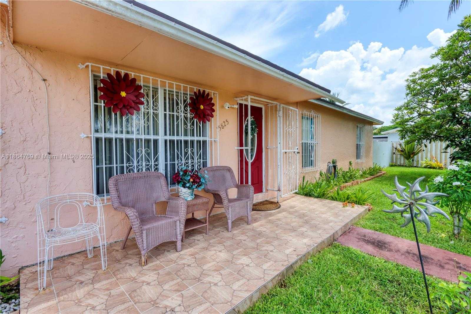 Small Image of 15825 SOUTH WEST 305TH TER, Homestead Number 12