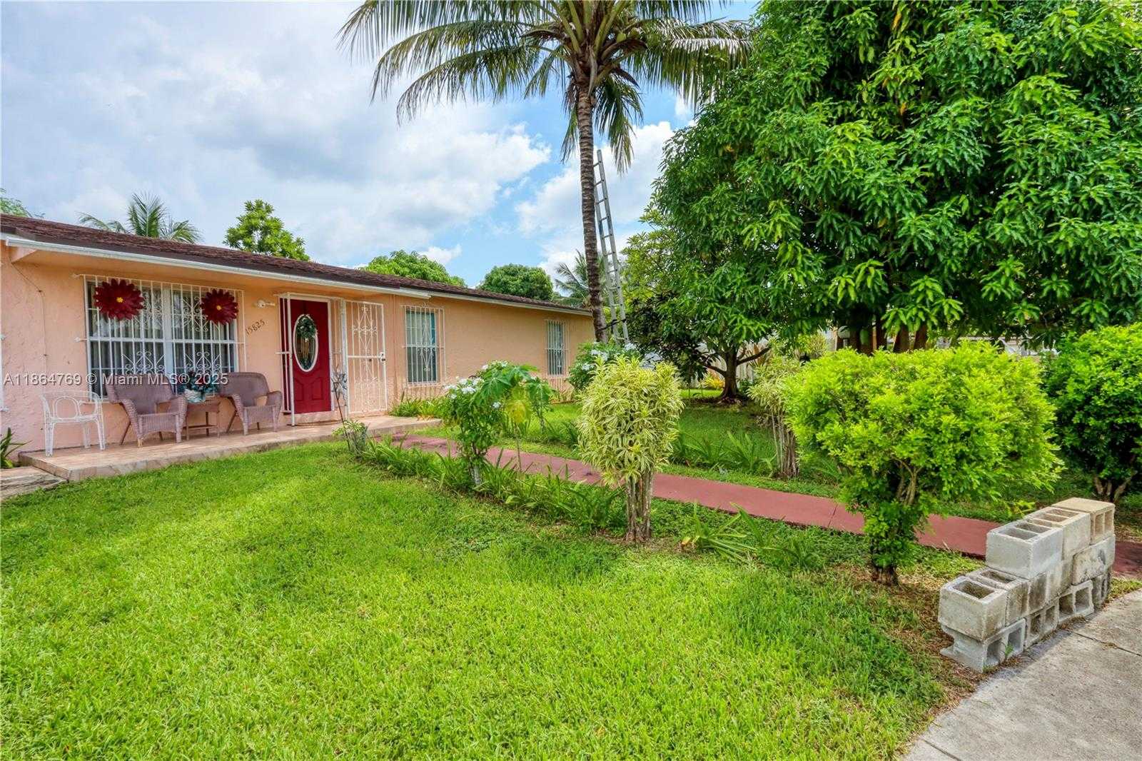 Small Image of 15825 SOUTH WEST 305TH TER, Homestead Number 14