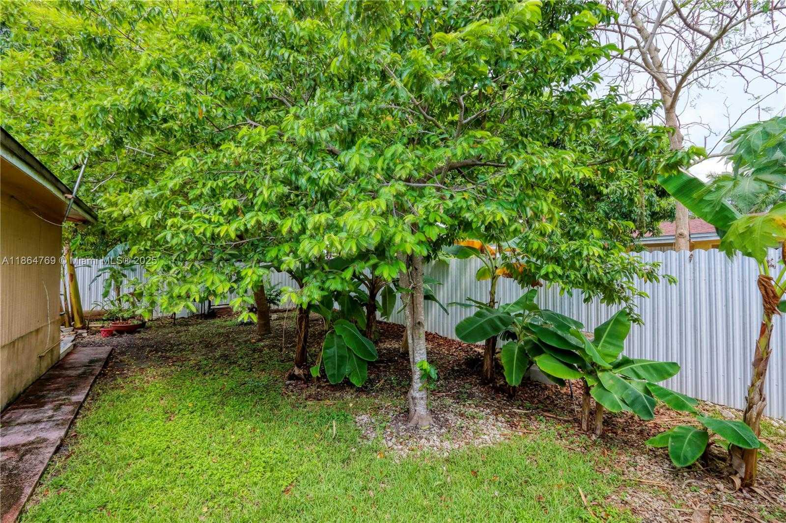 Small Image of 15825 SOUTH WEST 305TH TER, Homestead Number 23