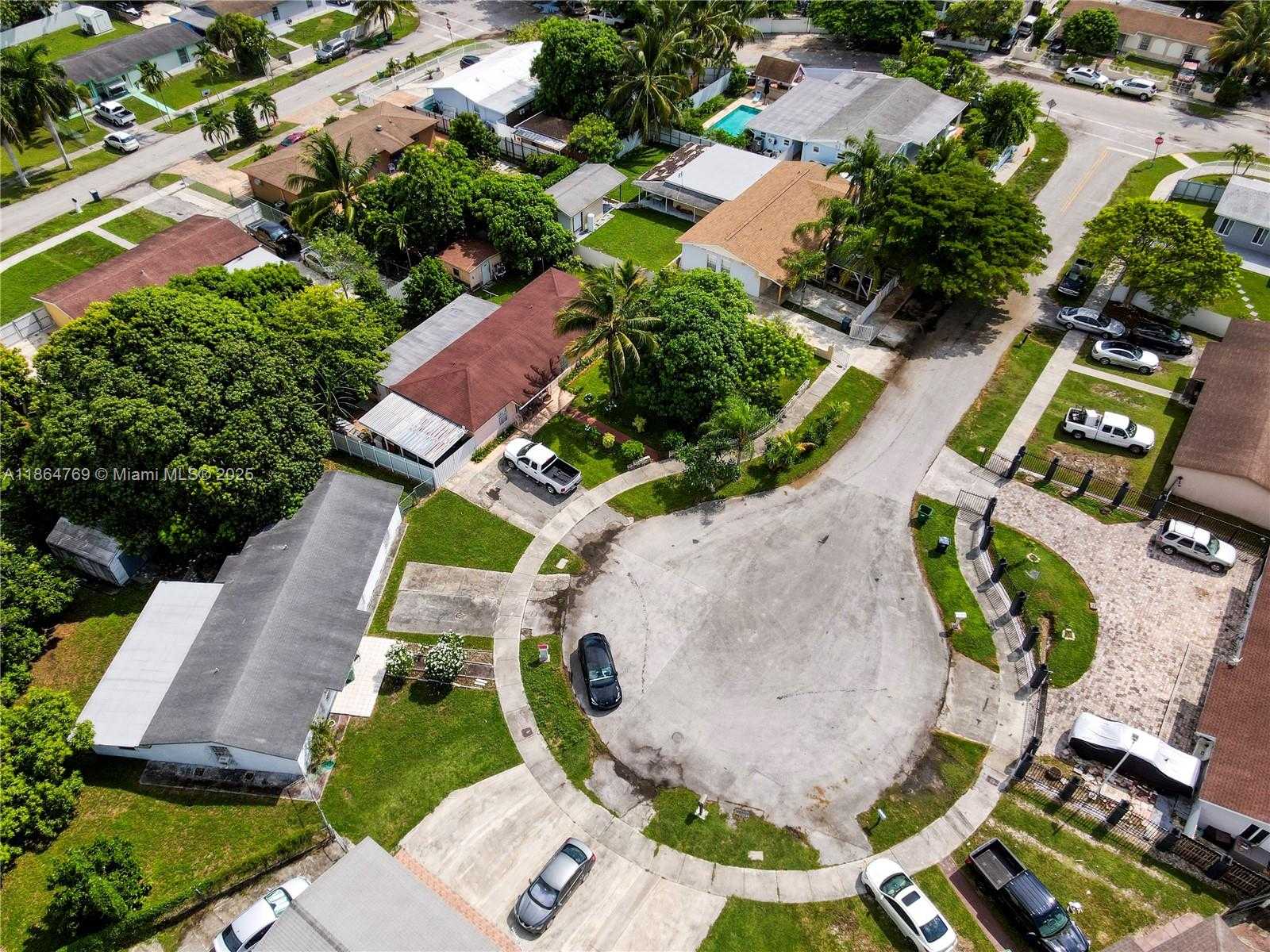Small Image of 15825 SOUTH WEST 305TH TER, Homestead Number 26