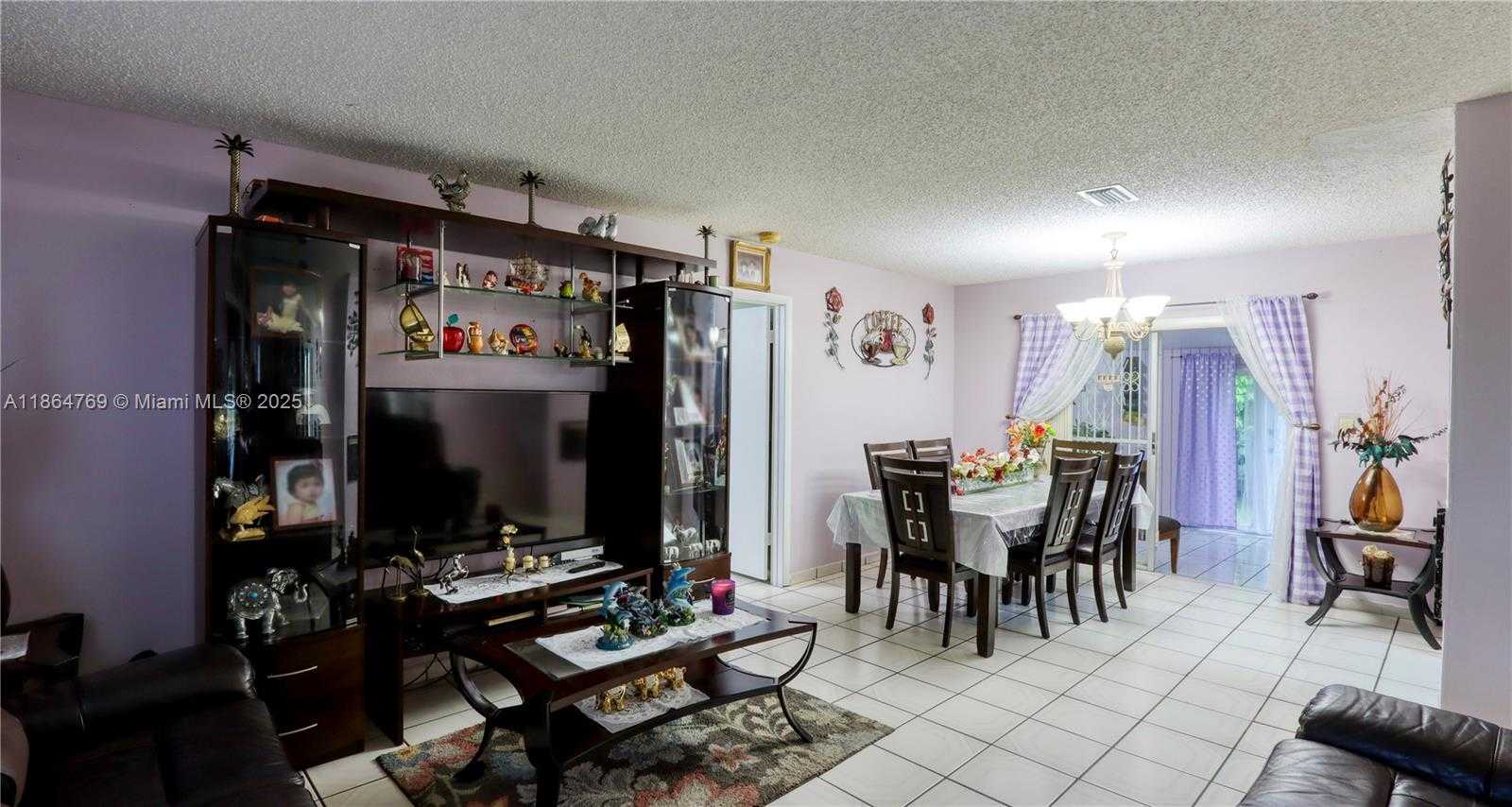 Small Image of 15825 SOUTH WEST 305TH TER, Homestead Number 31